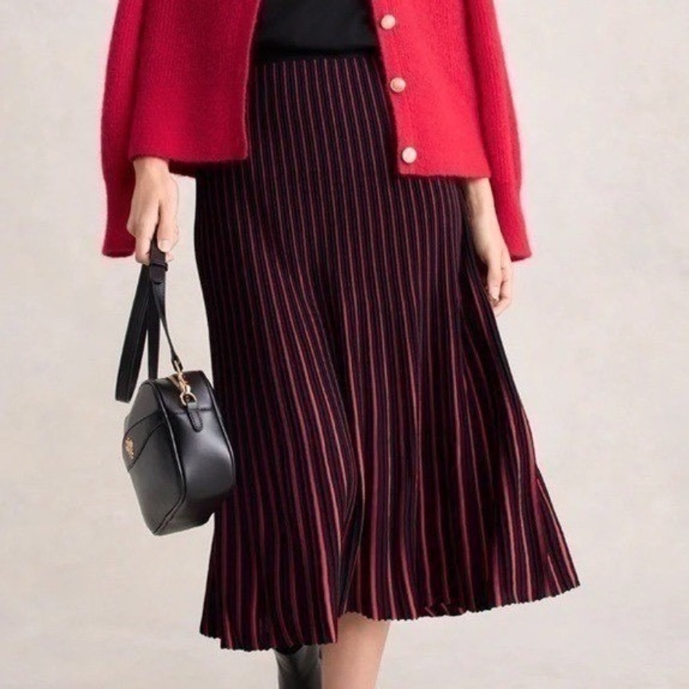 Zara Woman Red/Orange and Navy Texture Knit Maxi Skirt